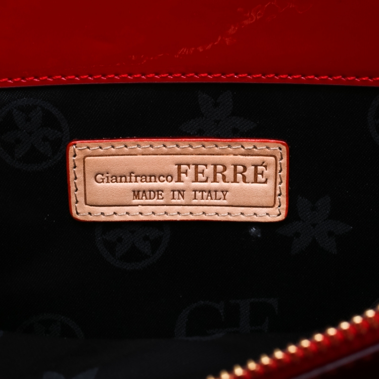 Pre Owned Gianfranco Ferre Red Patent Leather Chain Shoulder Bag