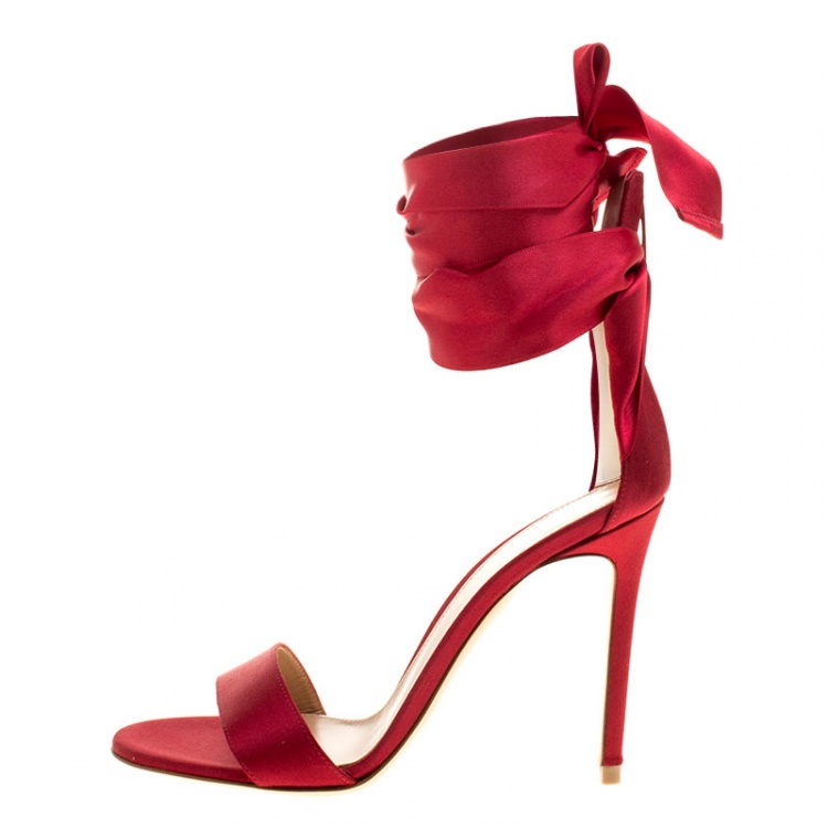 Pre Owned Gianvito Rossi Red Satin Gala Ankle Wrap Open Toe Sandals Size 35.5