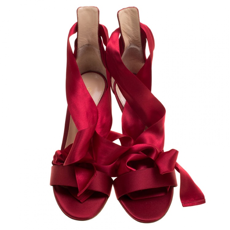 Pre Owned Gianvito Rossi Red Satin Gala Ankle Wrap Open Toe Sandals Size 35.5