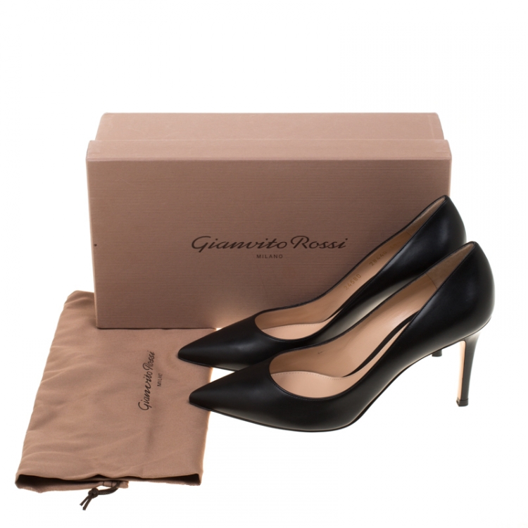 Pre Owned Gianvito Rossi Black Leather Pointed Toe Pumps Size 38.5