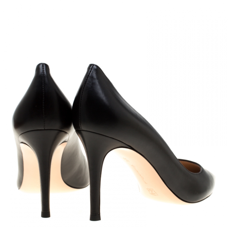 Pre Owned Gianvito Rossi Black Leather Pointed Toe Pumps Size 37.5