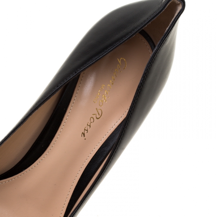 Pre Owned Gianvito Rossi Black Leather Pointed Toe Pumps Size 37.5
