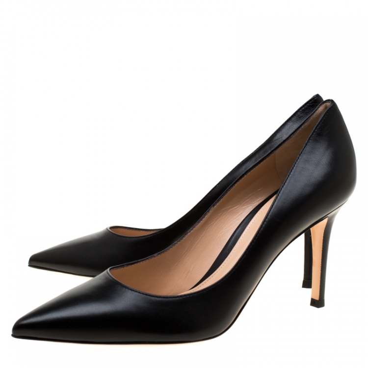 Pre Owned Gianvito Rossi Black Leather Pointed Toe Pumps Size 37.5