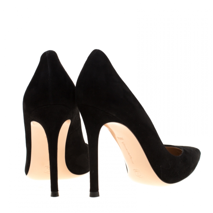 Pre Owned Gianvito Rossi Black Suede Pointed Toe Pumps Size 35.5