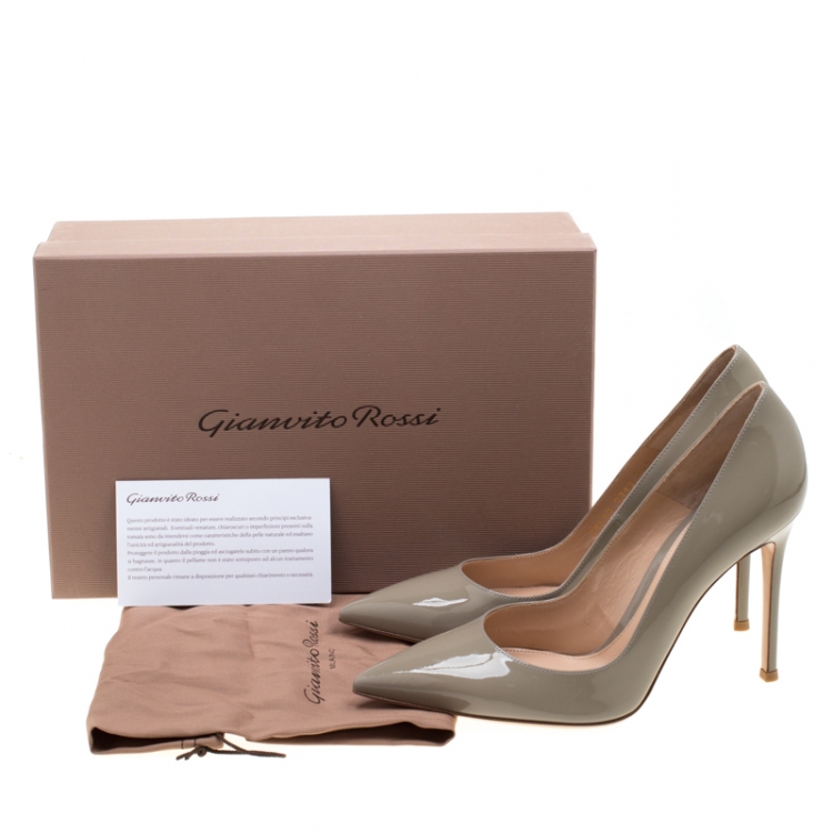 Pre Owned Gianvito Rossi Grey Patent Leather Pointed Toe Pumps Size 39.5