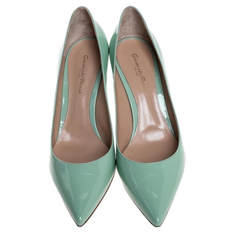 Pre Owned Gianvito Rossi Pistachio Green Pointed Toe Pumps Size 40.5