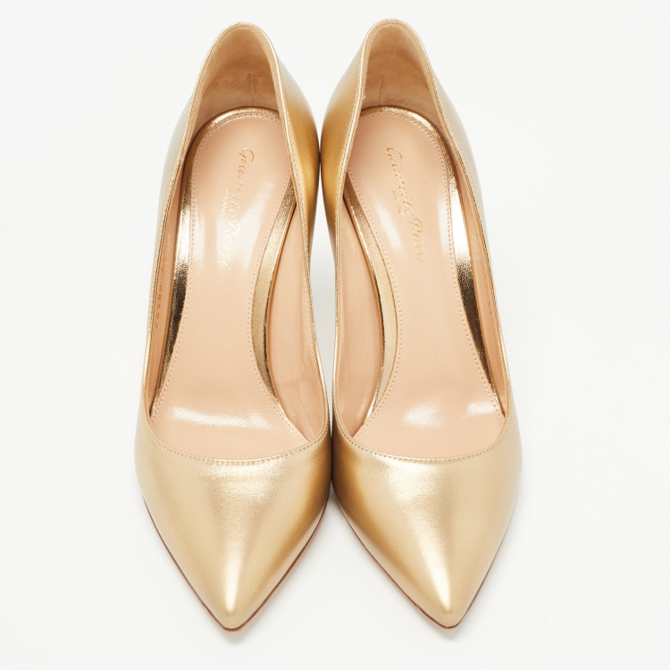Pre Owned Gianvito Gold Leather Continuity Pointed Toe Pumps Size 37
