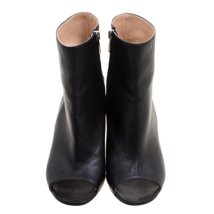 Pre Owned Gianvito Rossi Black Leather Open Toe Cut Out Ankle Booties Size 39