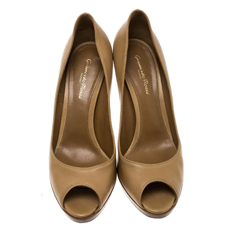 Pre Owned Gianvito Rossi Brown Leather Peep Toe Pumps Size 40.5