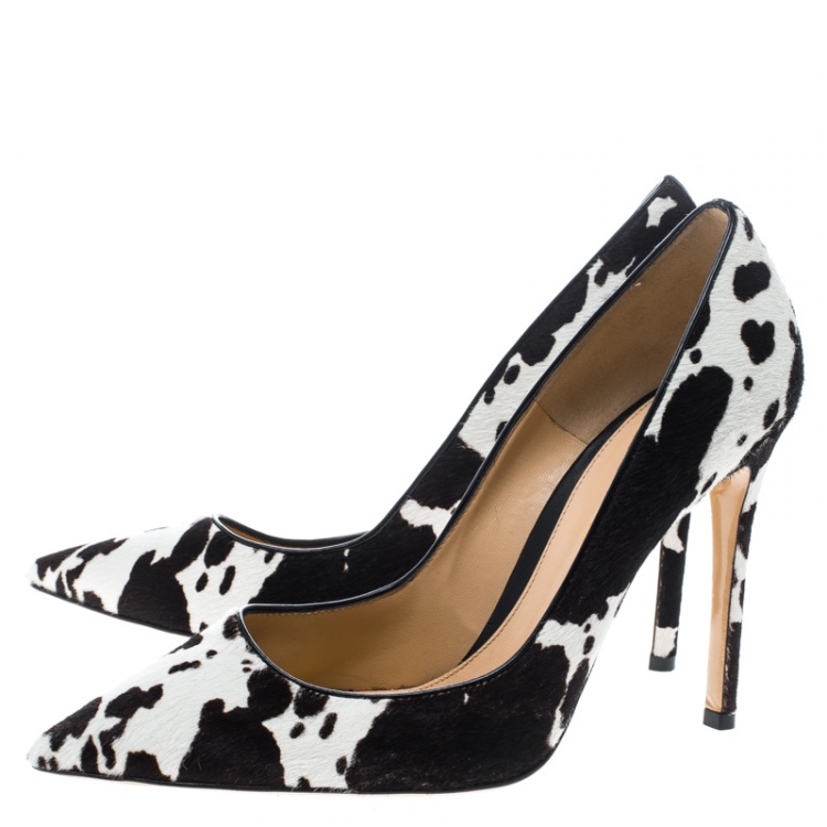Pre Owned Gianvito Rossi Black/White Printed Pony Hair Pointed Toe Pumps Size 38.5