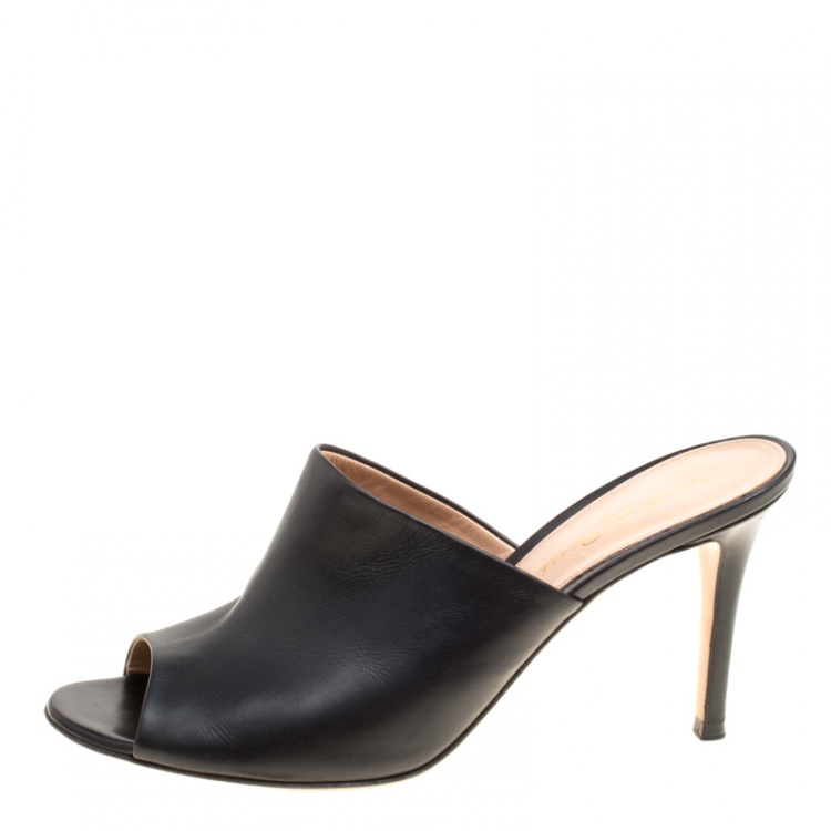 Pre Owned Gianvito Rossi Black Leather Peep Toe Mules Size 38