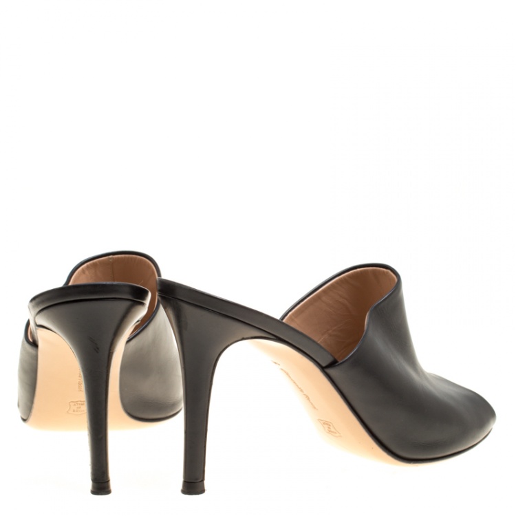 Pre Owned Gianvito Rossi Black Leather Peep Toe Mules Size 38