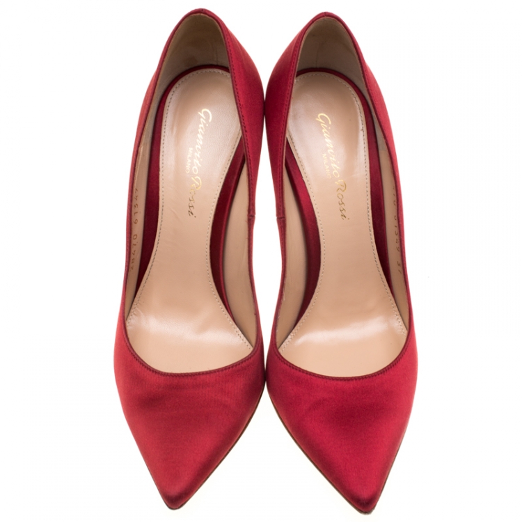 Pre Owned Gianvito Rossi Red Satin Pointed Toe Pumps Size 37