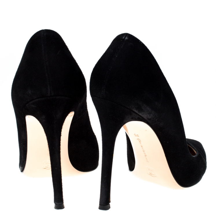 Pre Owned Gianvito Rossi Black Suede Pointed Toe Pumps Size 36
