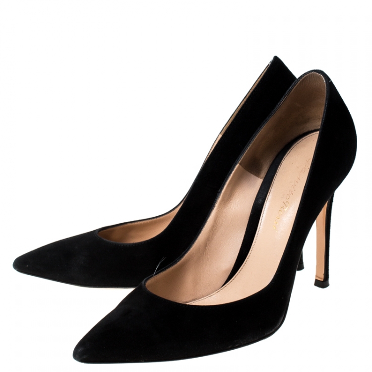 Pre Owned Gianvito Rossi Black Suede Pointed Toe Pumps Size 36