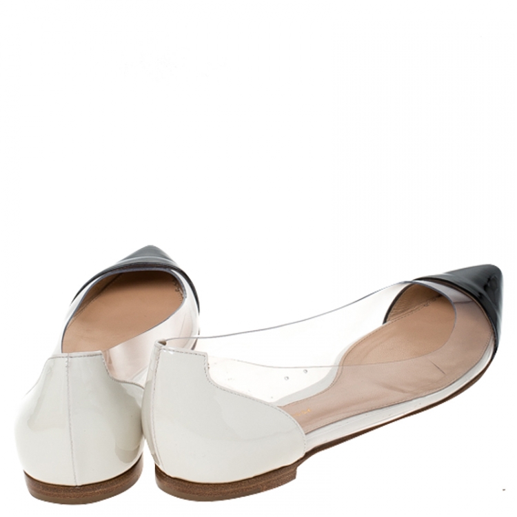 Pre Owned Gianvito Rossi Black/Off White Patent Leather and PVC Ballet Flats Size 37