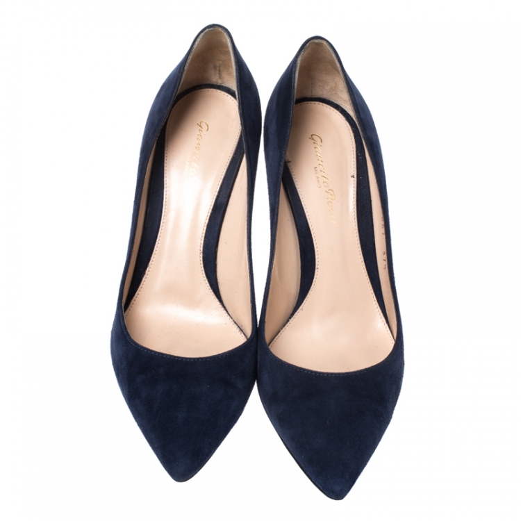 Pre Owned Gianvito Rossi Navy Blue Suede Gianvito Pointed Toe Pumps Size 37.5