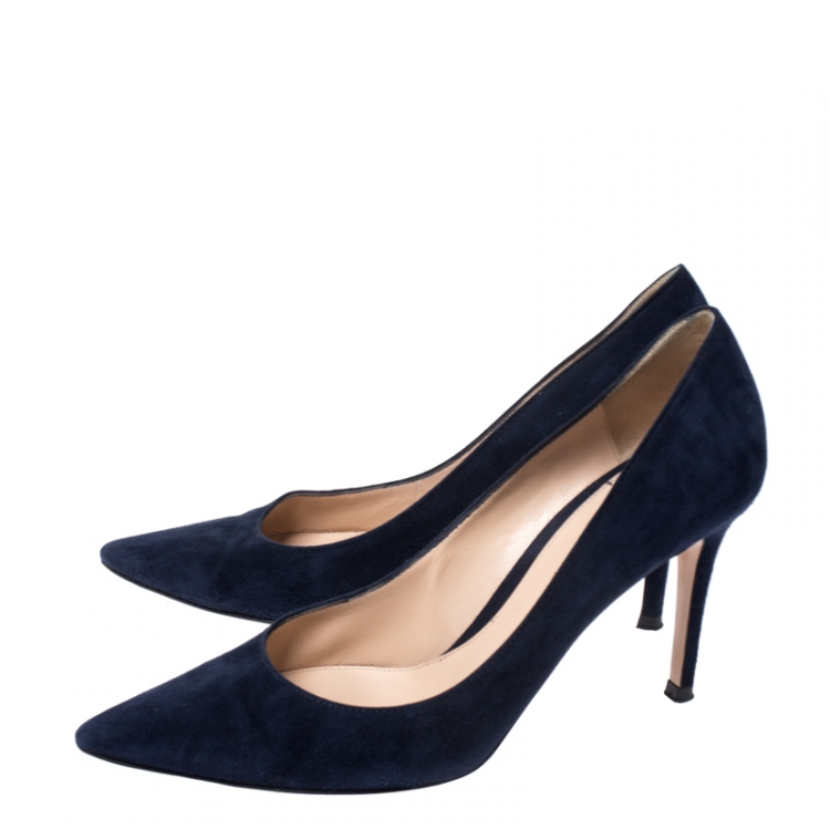 Pre Owned Gianvito Rossi Navy Blue Suede Gianvito Pointed Toe Pumps Size 37.5
