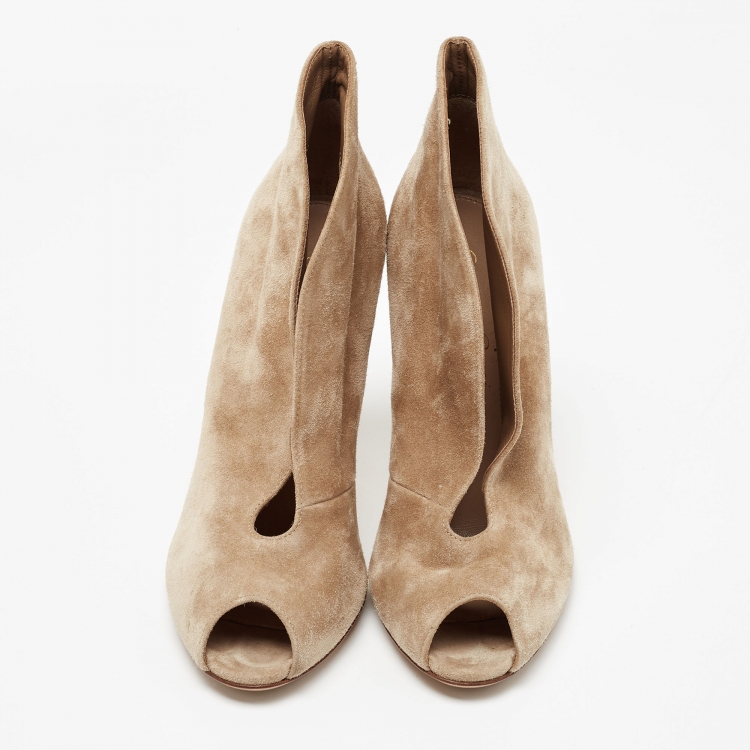 Pre Owned Gianvito Rossi Beige Suede Vamp Booties Size 36