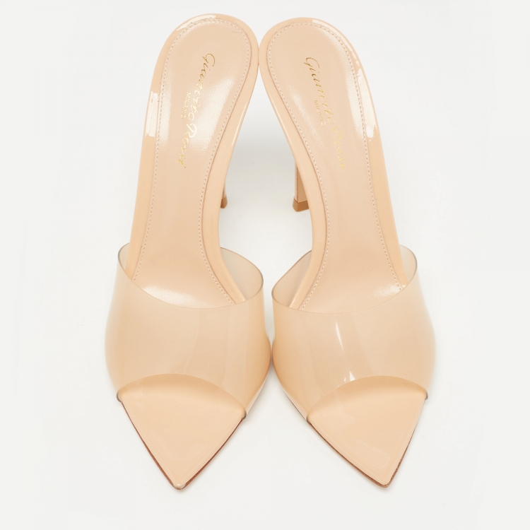 Pre Owned Gianvito Rossi Beige PVC Elle Slide Sandals Size 38