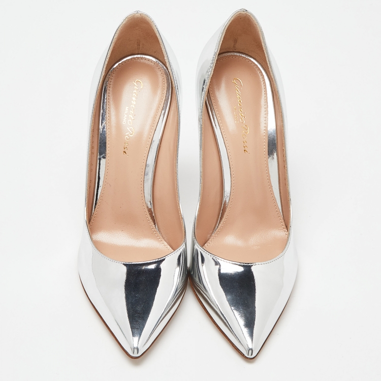 Pre Owned Gianvito Rossi Silver Laminated Leather Pointed Toe Pumps Size 37