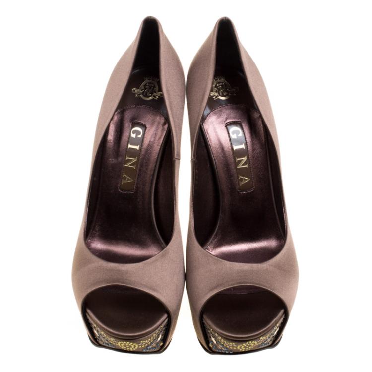 Pre Owned Gina Brown Satin Crystal Embellished Peep Toe Platform Pumps Size 40