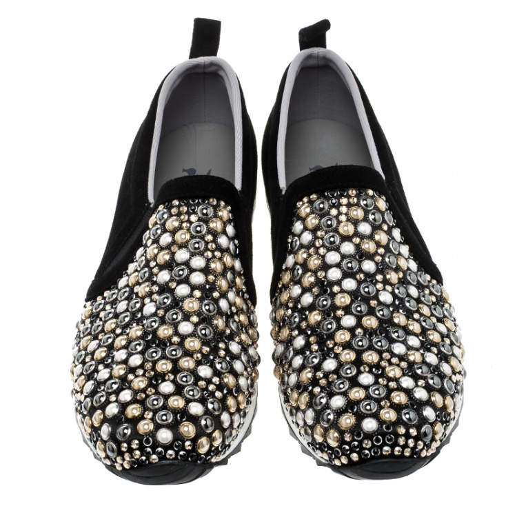 مملوكة مسبقًا Gina Black Satin Crystal Embellished Slip On Sneakers Size 39