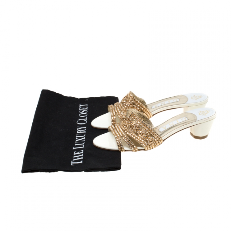 Pre Owned Gina White Patent Leather Crystal Embellished Slides Size 38