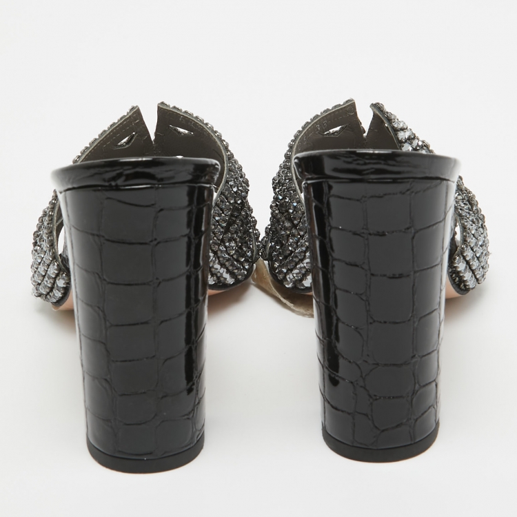 Pre Owned Gina Black Croc Embossed Patent and Leather Rodeo Sandals Size 38