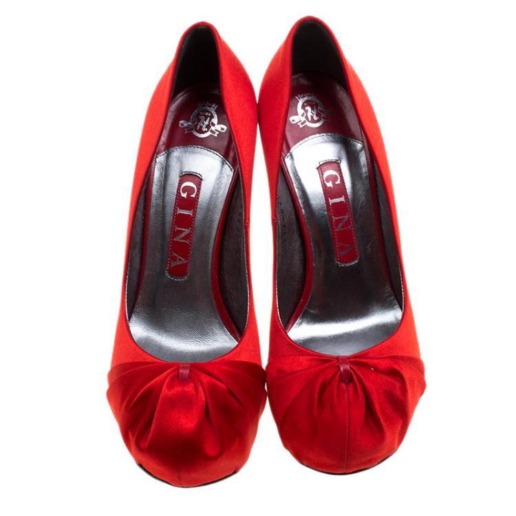 Pre Owned Gina Red Satin Clair Hoodie Platform Pumps Size 38