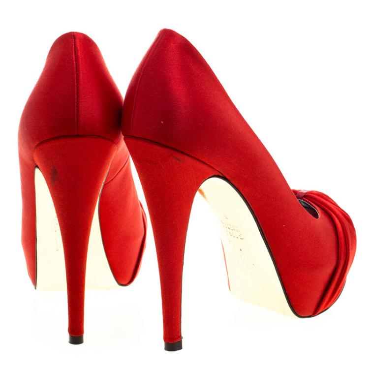 Pre Owned Gina Red Satin Clair Hoodie Platform Pumps Size 38