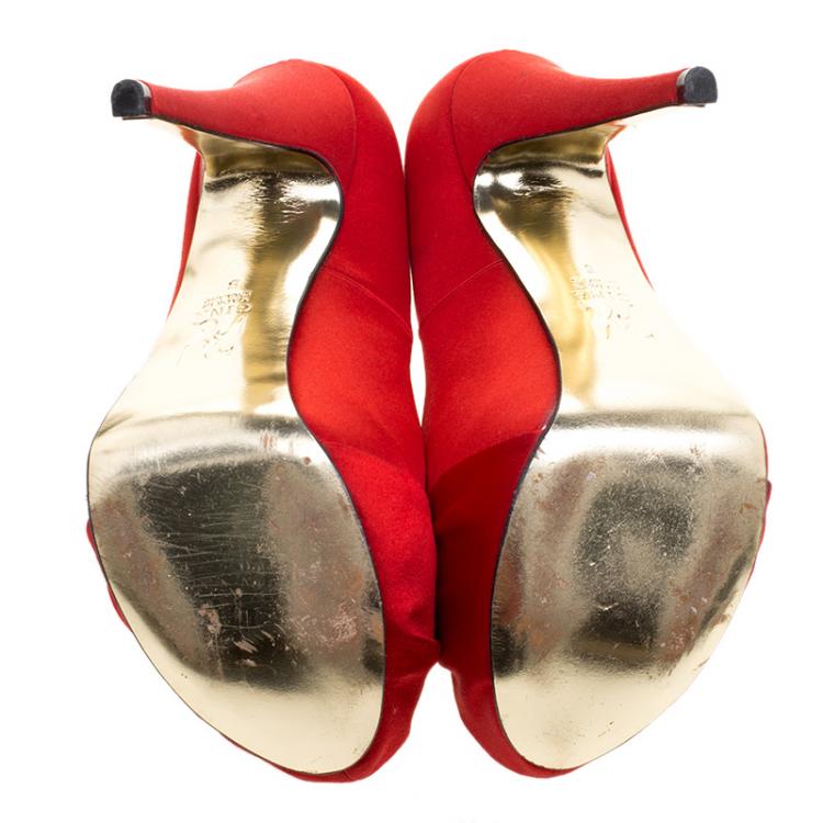 Pre Owned Gina Red Satin Clair Hoodie Platform Pumps Size 38