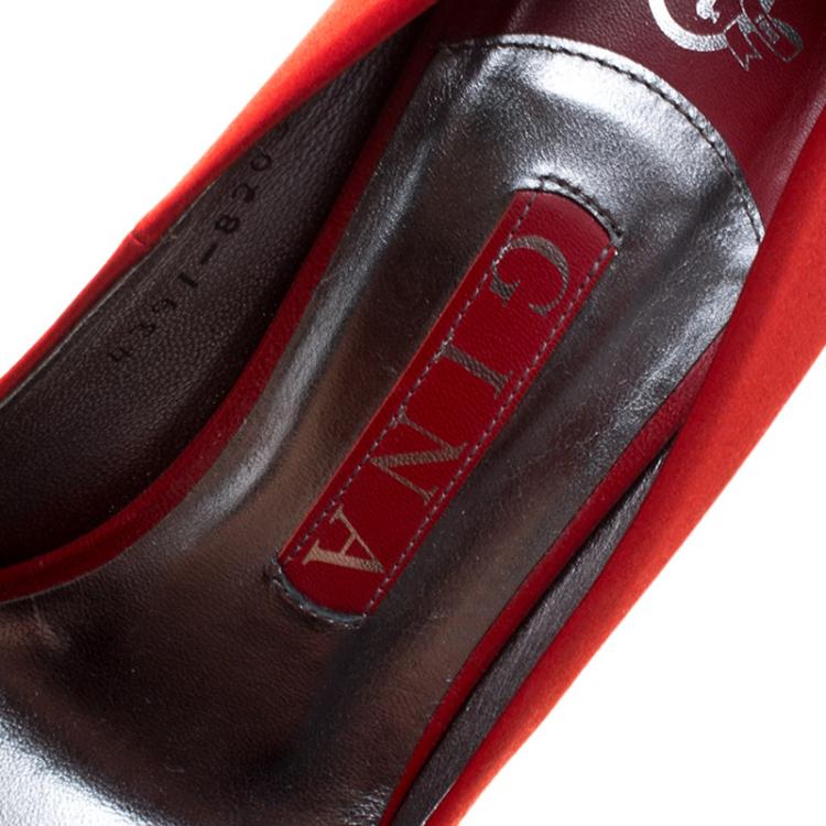 Pre Owned Gina Red Satin Clair Hoodie Platform Pumps Size 38