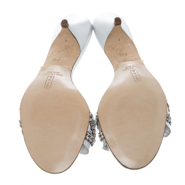 مملوكة مسبقًا Gina Silver Leather Crystal Embellished Sandals Size 37.5