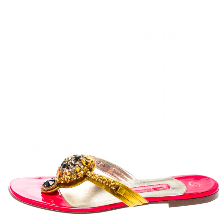 Pre Owned Gina Metallic Gold Crystal Embellished Thong Sandals Size 37