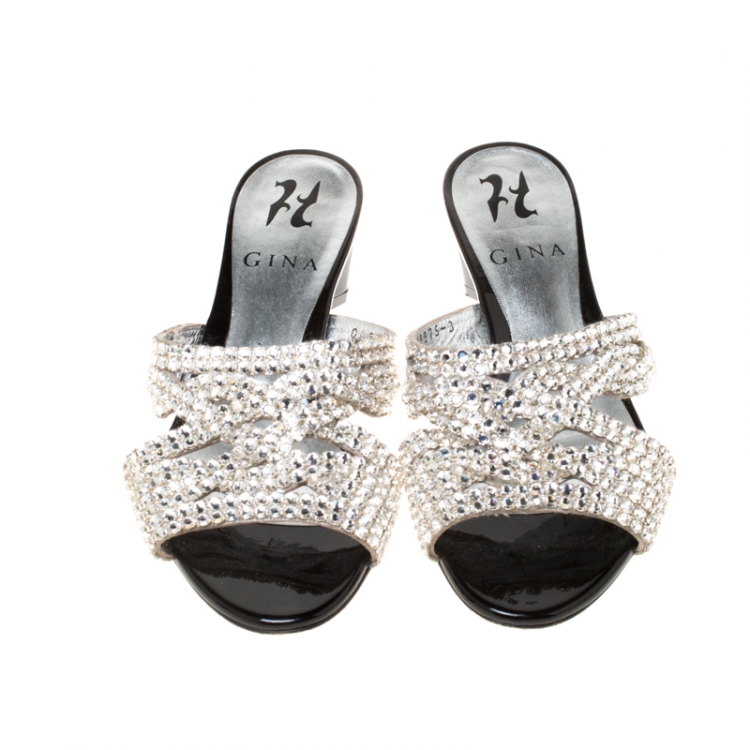 Pre Owned Gina Metallic Silver Crystal Embellished Open Toe Sandals Size 34