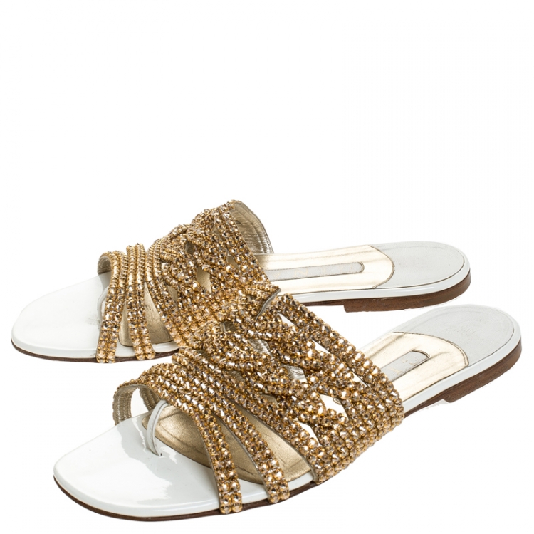 Pre Owned Gina White Crystal Embellished Flat Slides Size 39