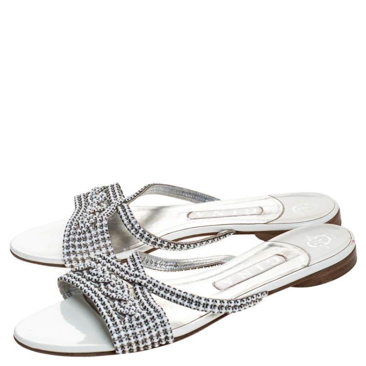 مملوكة مسبقًا Gina White Crystal Embellished Leather Flat Slides Size 39