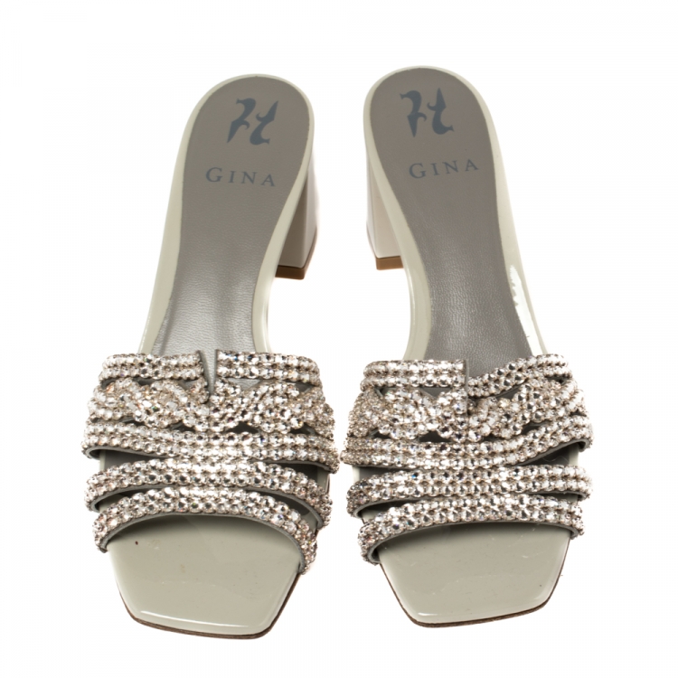 Pre Owned Gina Grey Patent Leather Visage Crystal Embellished Slide Sandals Size 39.5