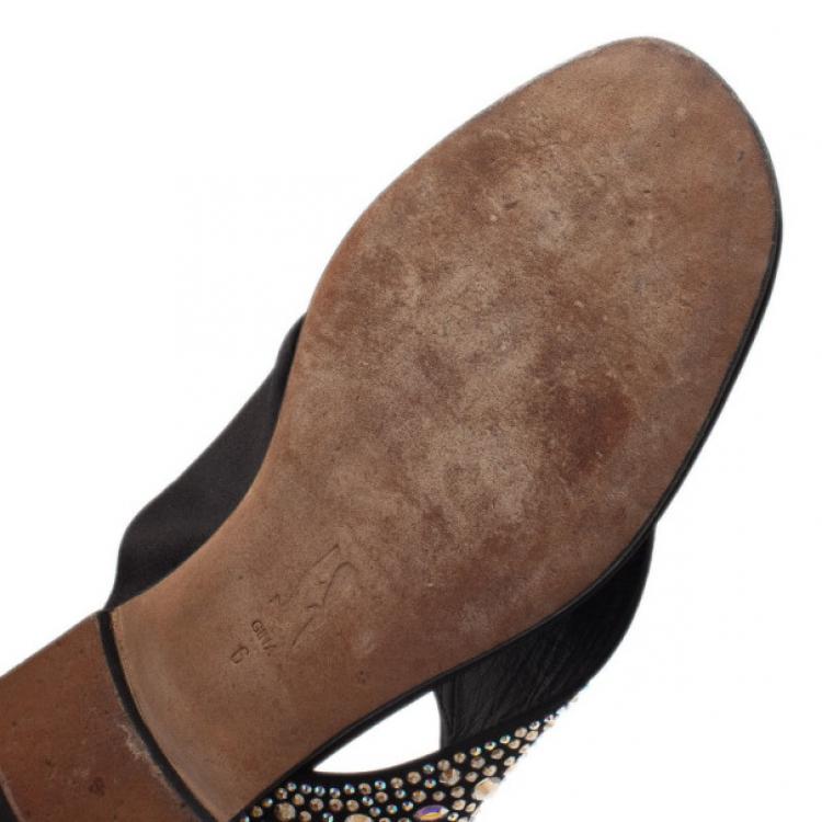 Pre Owned Gina Black Studded Satin Flat Sandals Size 39