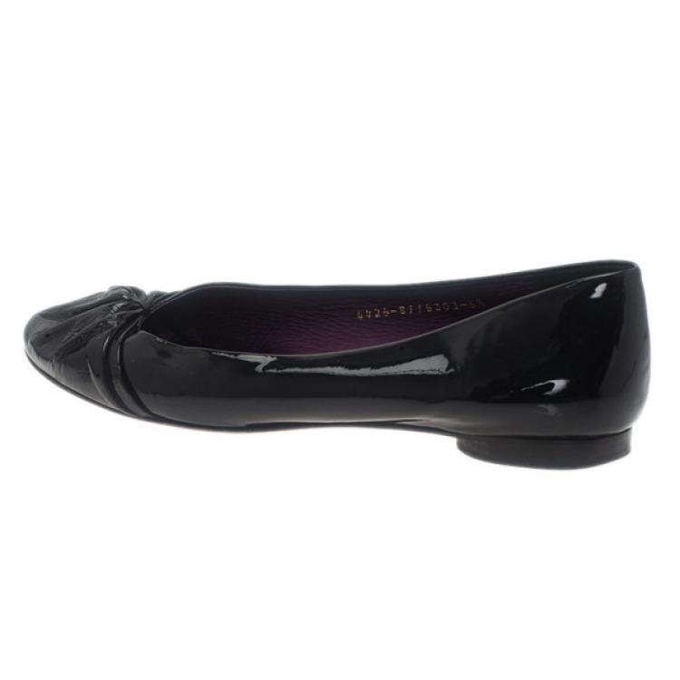 Pre Owned Gina Black Patent Ballet Flats Size 40