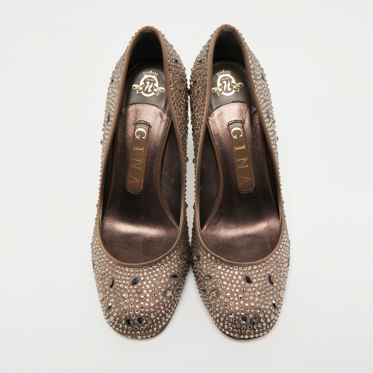 Pre Owned Gina Brown Crystal Embellished Satin Round Toe Pumps Size 36.5