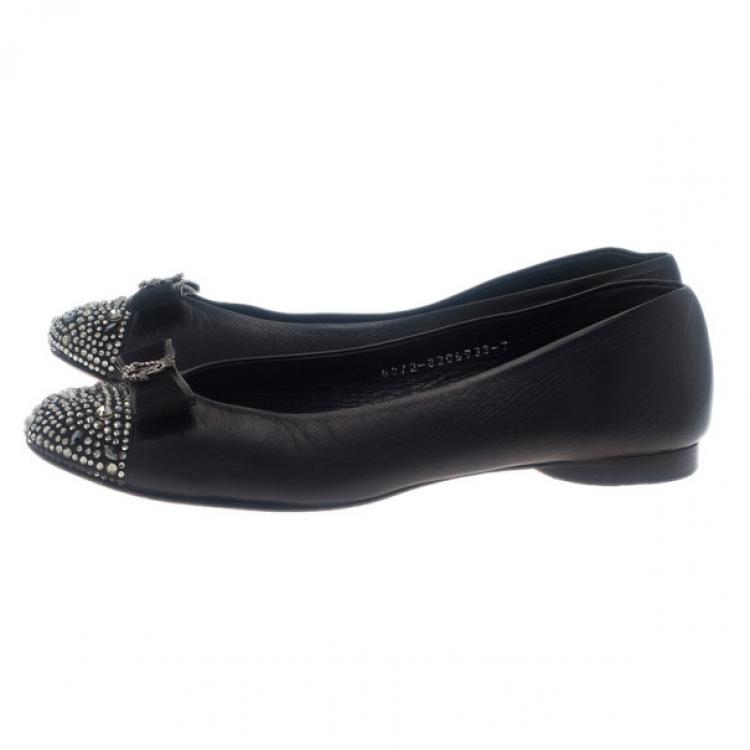 Pre Owned Gina Black Leather Studded Ballet Flats Size 41
