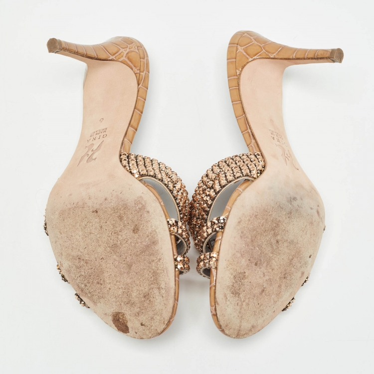 Pre Owned Gina Loren Brown Croc Embossed Patent Leather Slide Sandals Size 39