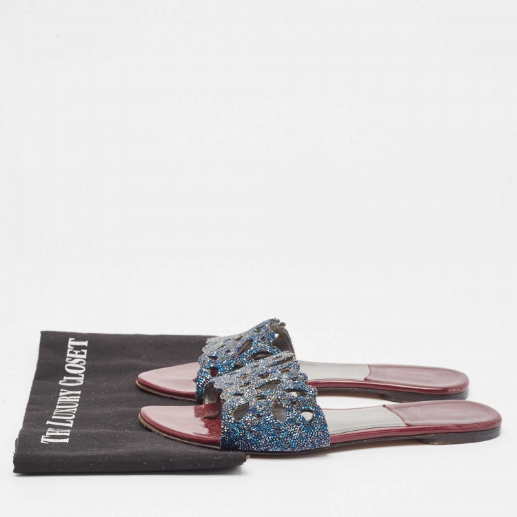 مملوكة مسبقًا Gina Blue Crystal Embellished Cut Out Flat Slides Size 39.5