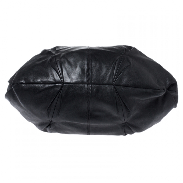 مملوكة مسبقًا Giorgio Armani Black Leather Hobo