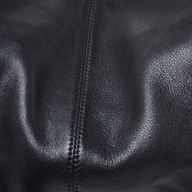 مملوكة مسبقًا Giorgio Armani Black Leather Hobo