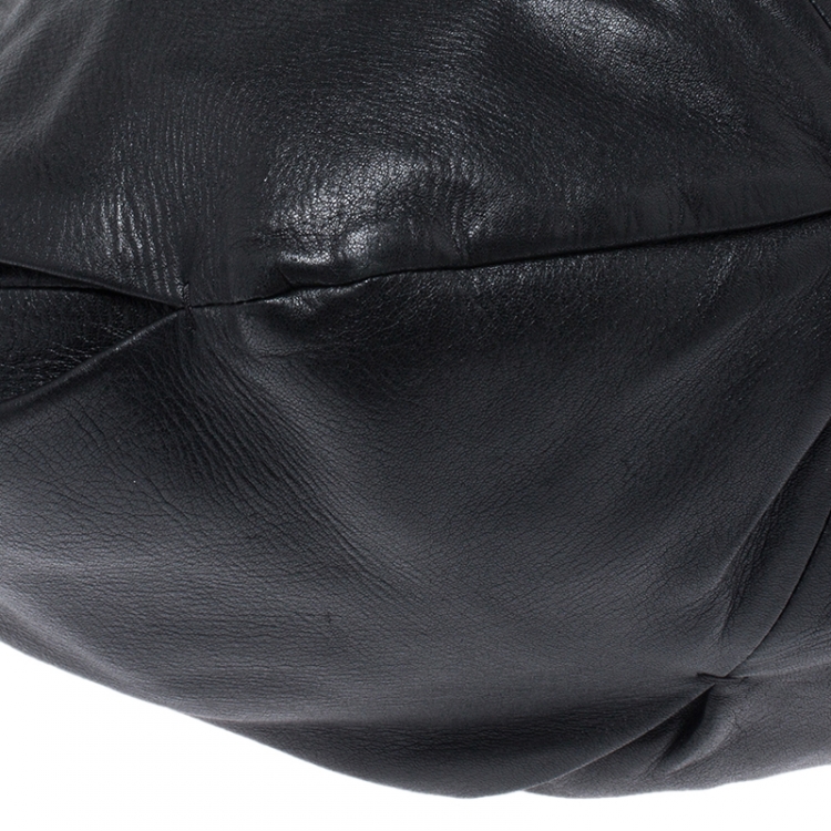 مملوكة مسبقًا Giorgio Armani Black Leather Hobo