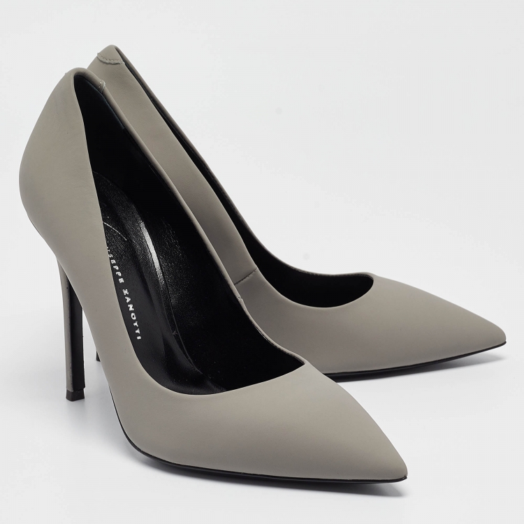 Pre Owned Giuseppe Zanotti Grey Lucrezia Leather Pointed Toe Pumps Size 38