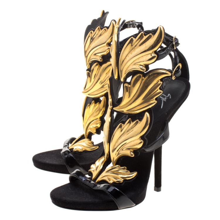 Pre Owned Giuseppe Zanotti Black Patent Leather Argent Metal Wing Embellished Strappy Sandals Size 36